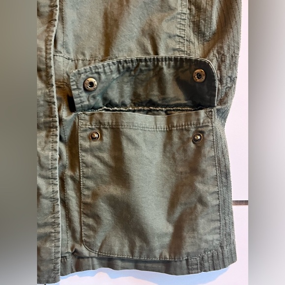 Love Tree Women’s Olive Green Utility Jacket Pockets Adjustable Waist Sz Medium - Picture 11 of 16